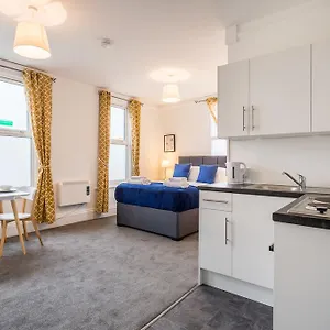 West Street By Sorted Apartment