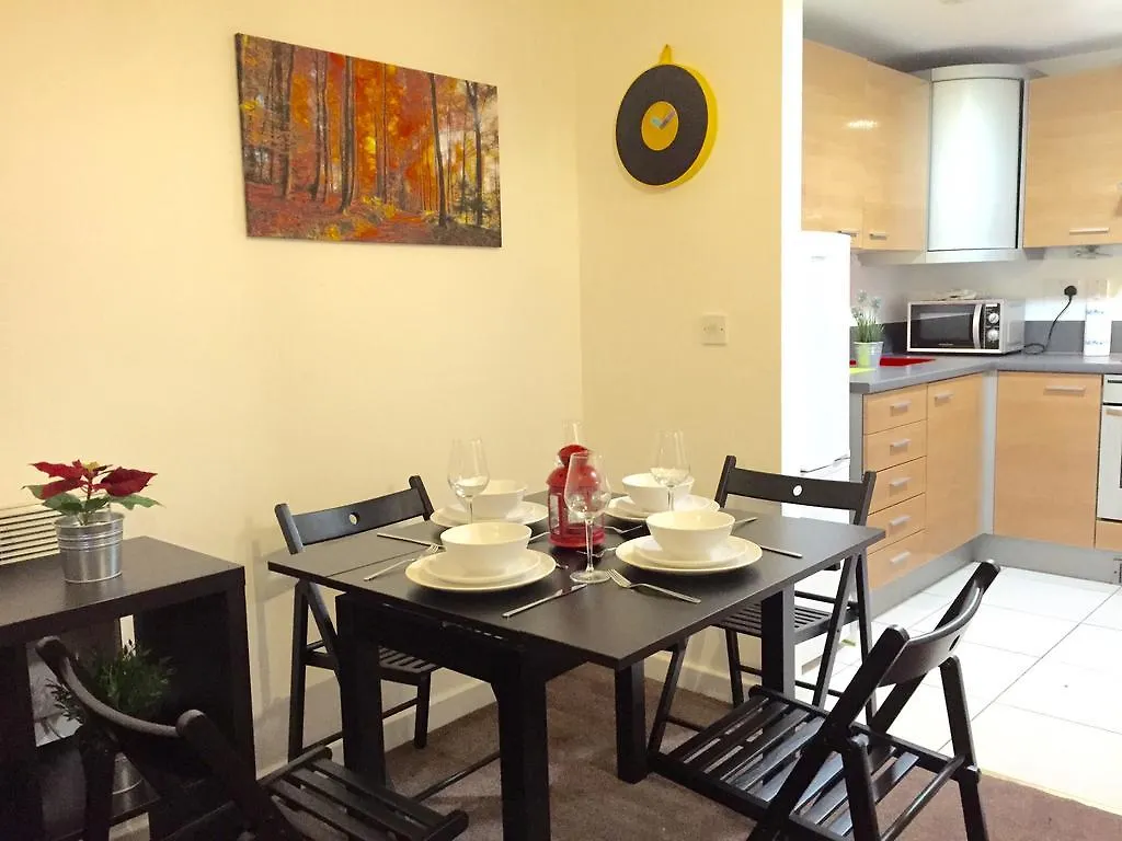 Ilford Tower Apartments 0*,  Великобритания